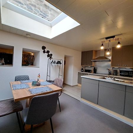 Aux Champs Des Cloches Apartamento Houffalize Exterior foto